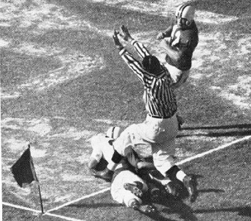 Oklahoma's touchdown to beat Maryland 7-0 in the 1954 Orange Bowl