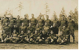 Washington football team circa 1915