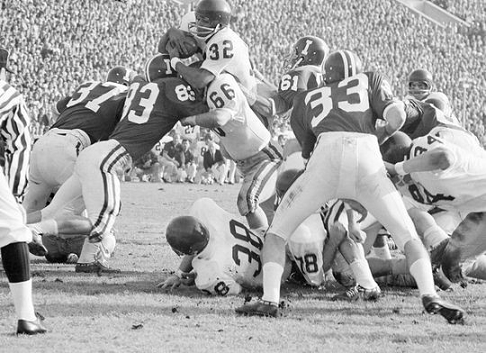 Southern Cal's first touchdown in a 14-3 win over Indiana in the 1968 Rose Bowl